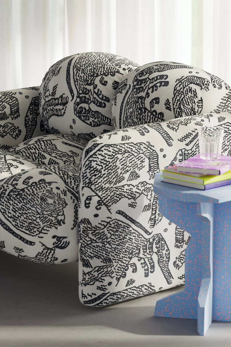 SANDER UP ARMCHAIR